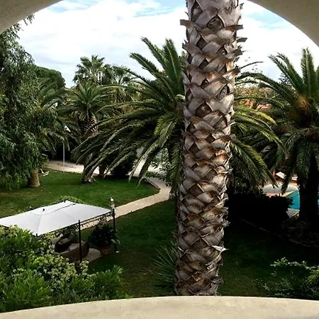 Domaine Saint Nicolas بيربينيو
