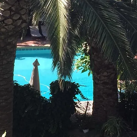 Domaine Saint Nicolas فندق مبيت وإفطار *