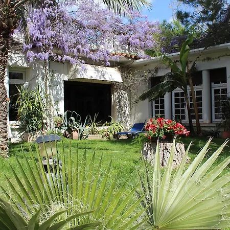Domaine Saint Nicolas فندق مبيت وإفطار *