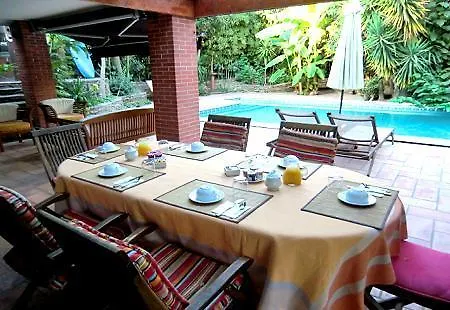 Domaine Saint Nicolas فندق مبيت وإفطار *