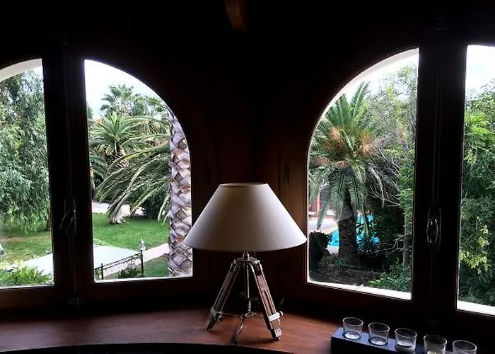 Domaine Saint Nicolas Bed & Breakfast