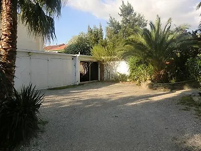 Domaine Saint Nicolas Bed & Breakfast